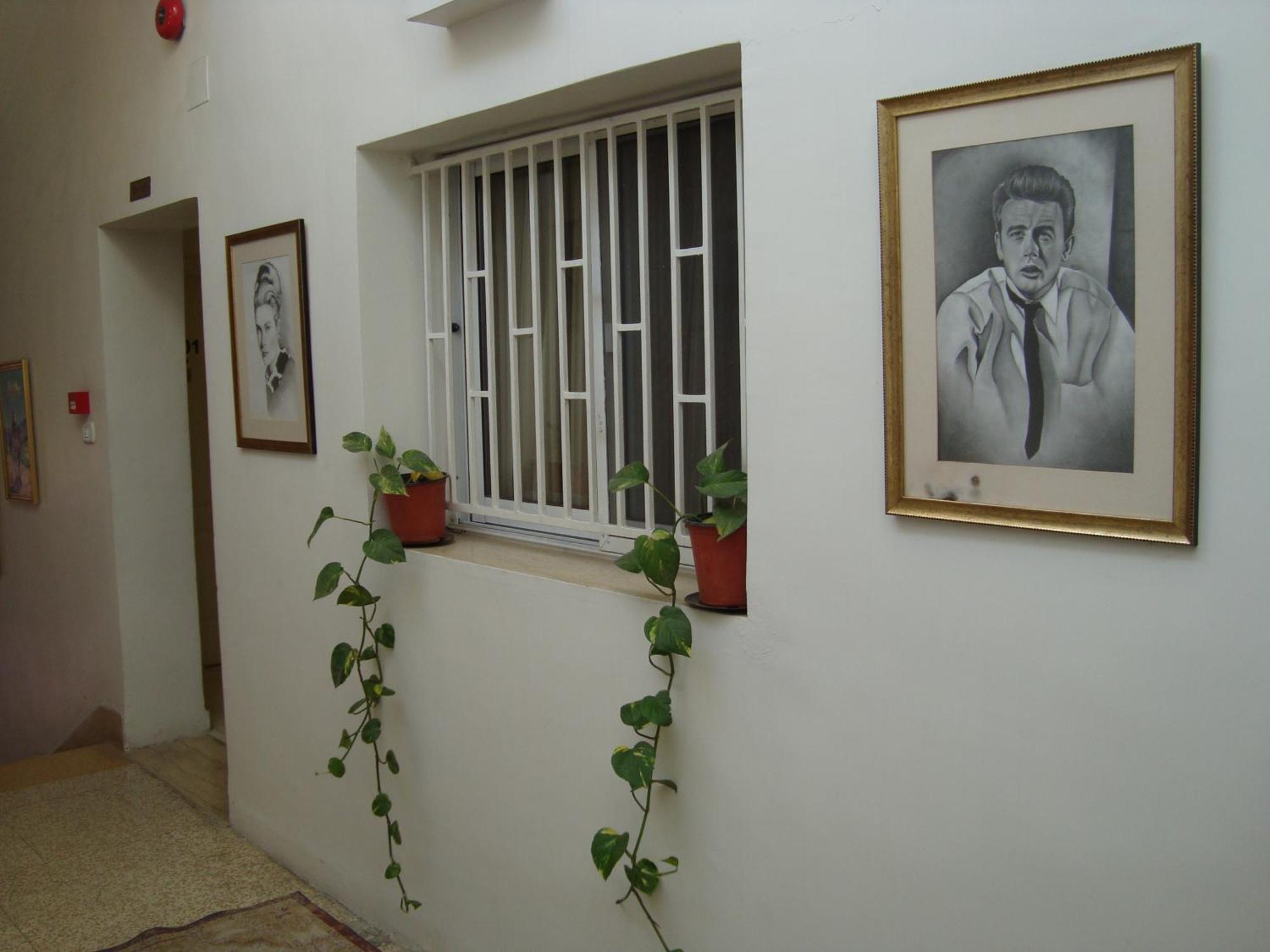 Gallery Hotel Amman Ngoại thất bức ảnh